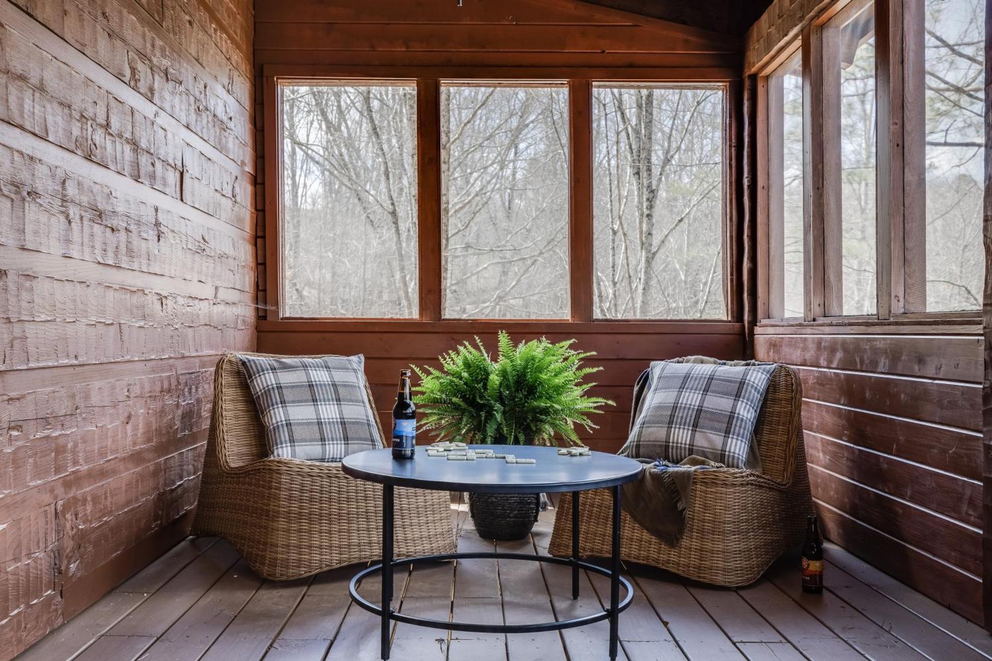 Dudley III By Avantstay Cosy Mountain Home W Hot Tub Great Views Pigeon Forge Exterior photo